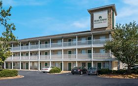 Hometowne Studios By Red Roof Covington, Ga